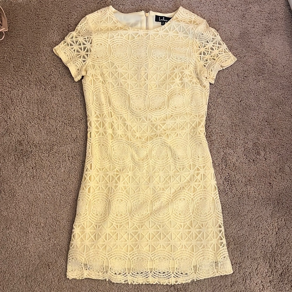 Lulus lace dress